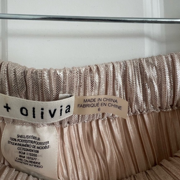 Alice + Olivia Shiny Silver/Gold Metallic Pants - Picture 5 of 5